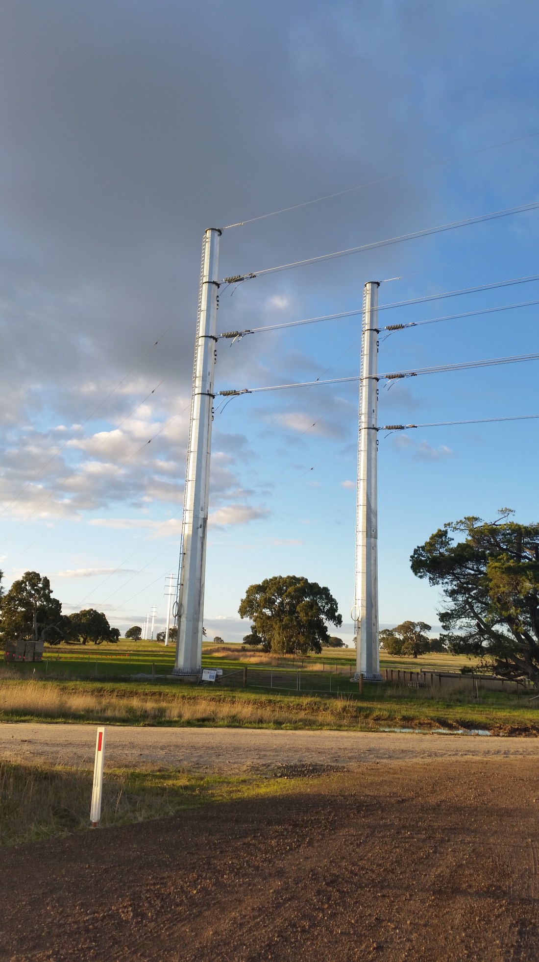 SYHWF powerpoles-June 2019